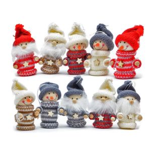 10 Assorted Knitted Figures